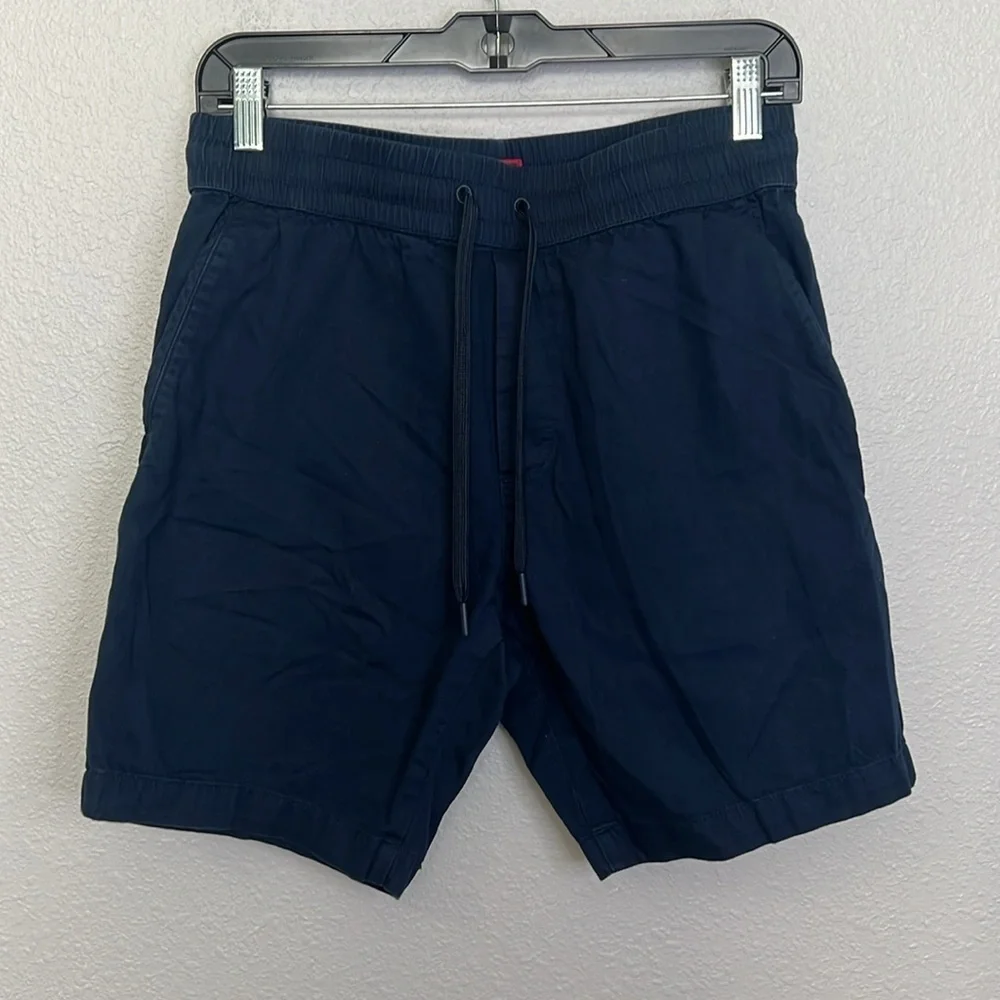 Untuckit Cotton/Linen Blend Whitley Short Size Small
